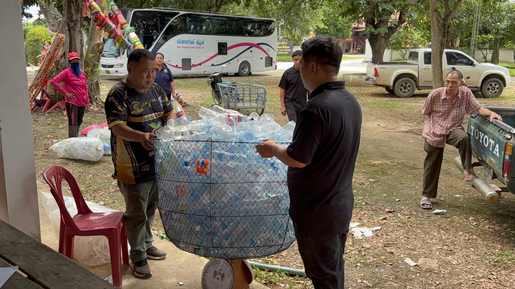 ชุมชนสีเขียว เริ่มต้นที่เรา